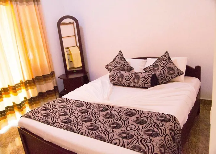Iduwara Guest
